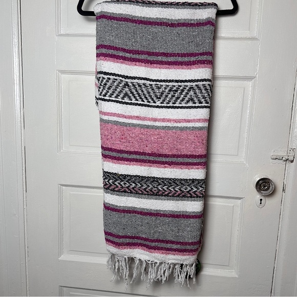NWT Earth Ragz Southwestern Mexican Striped Falsa Throw Blanket Pink Tones - Picture 17 of 17